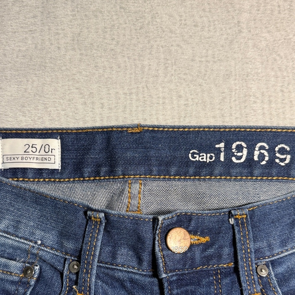 GAP Women's Classic Blue ppBoyfriend Jeans - Picture 4 of 6